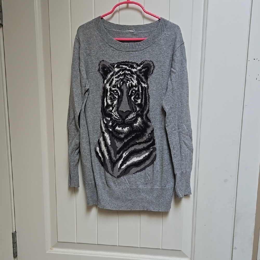 Children Kids Gray Crew Neck Sweater with Tiger Print Long Sleeve